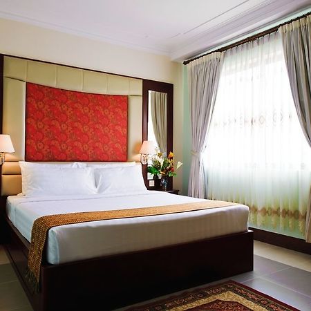 פנום פן Hotel Luxury World מראה חיצוני תמונה