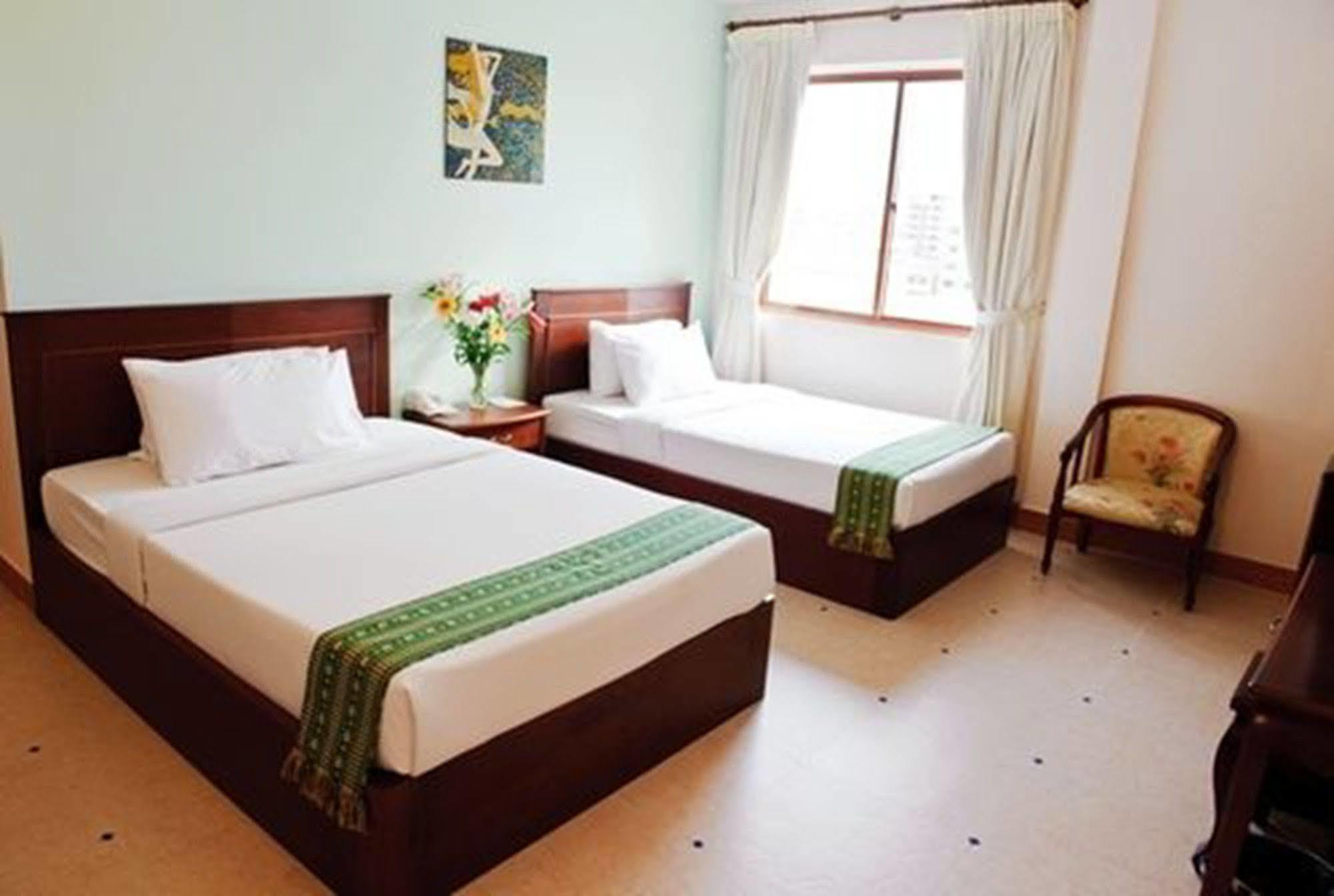 פנום פן Hotel Luxury World מראה חיצוני תמונה